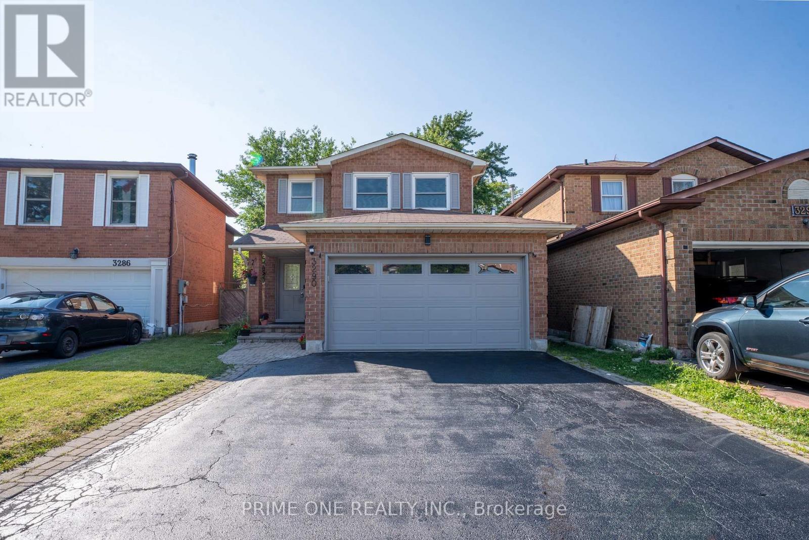 3290 CAMBOURNE CRESCENT - 1