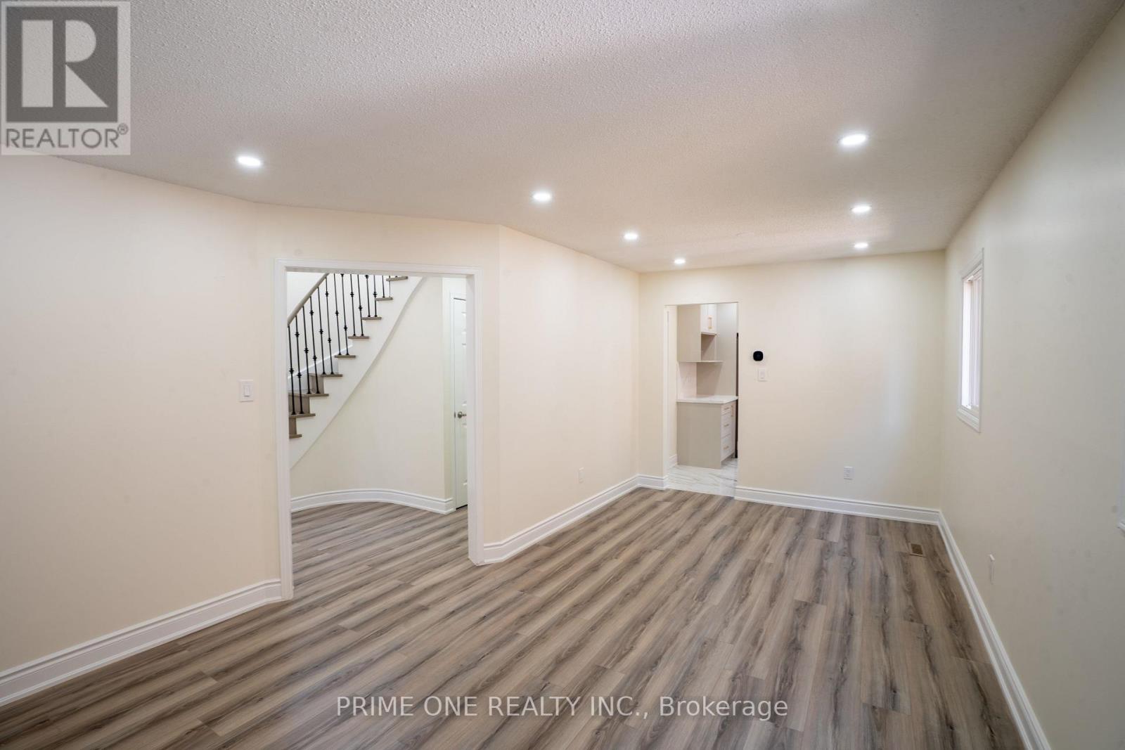 3290 CAMBOURNE CRESCENT - 13