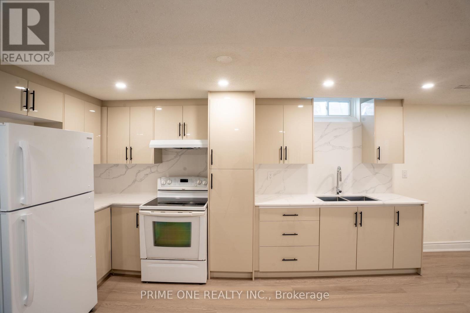 3290 CAMBOURNE CRESCENT - Image 36