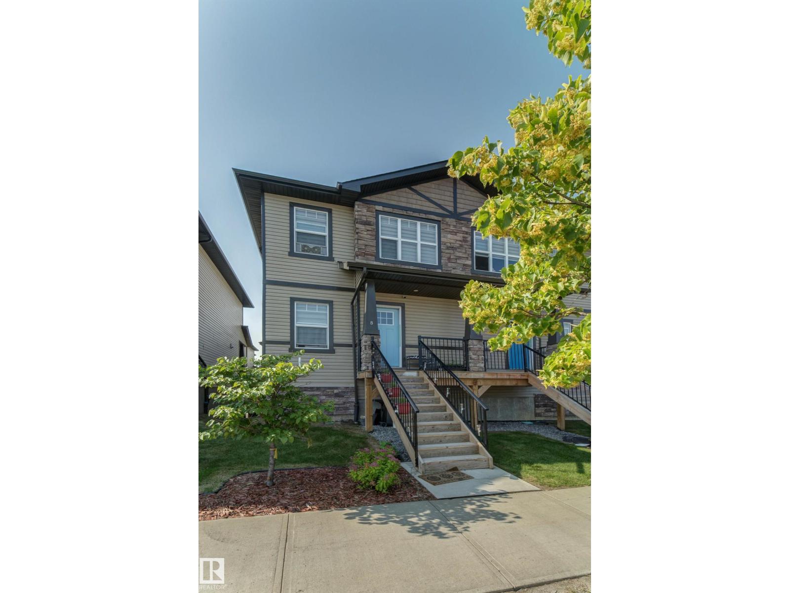 #8 1703 16 AV NW NW, Laurel, Edmonton photo 1