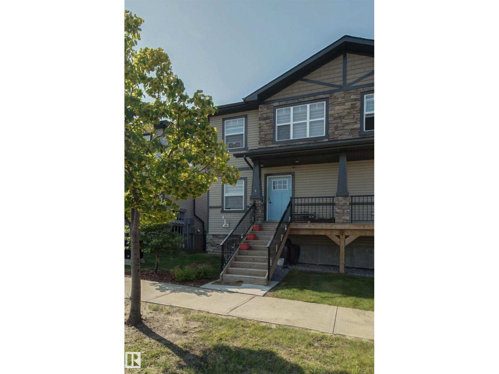 #8 1703 16 AV NW - 3