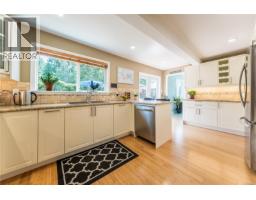 Living room - 1154 Smithers Rd, Errington, BC V9P2C1 Photo 15