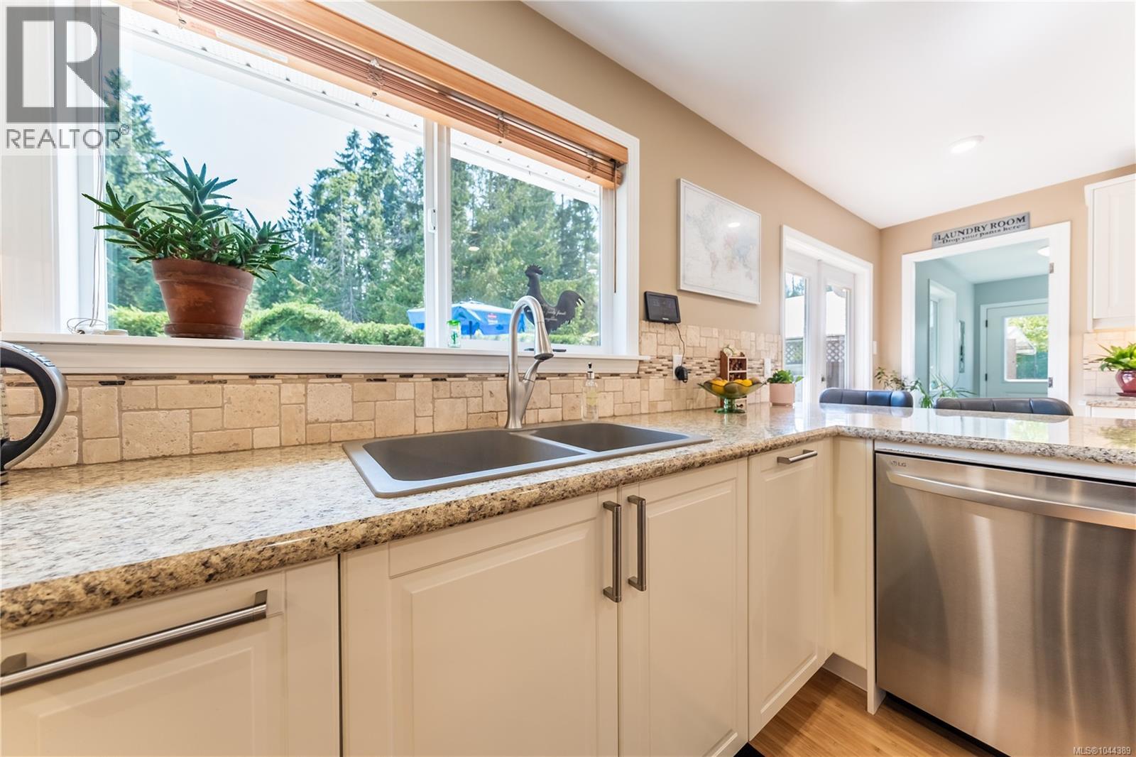 1154 Smithers Rd - 13