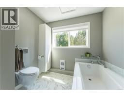 1154 Smithers Rd, Errington, BC V9P2C1 Photo 35