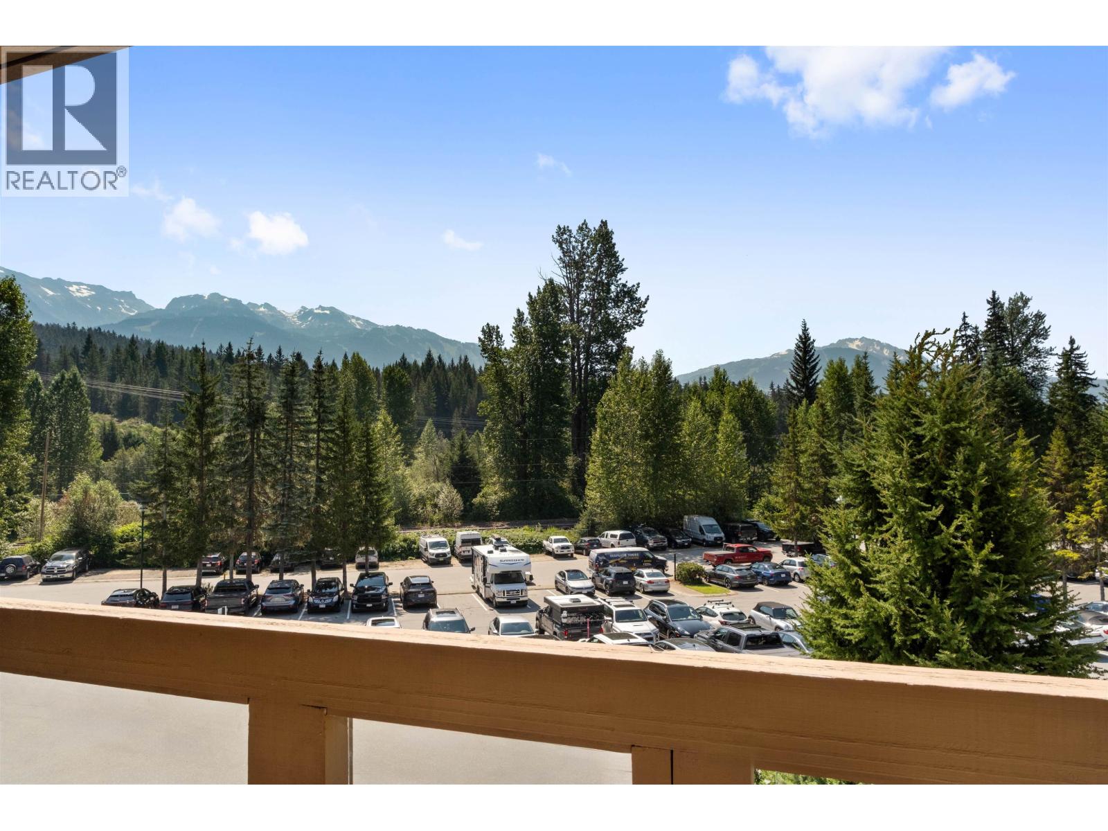 209 8080 NICKLAUS NORTH BOULEVARD, Whistler