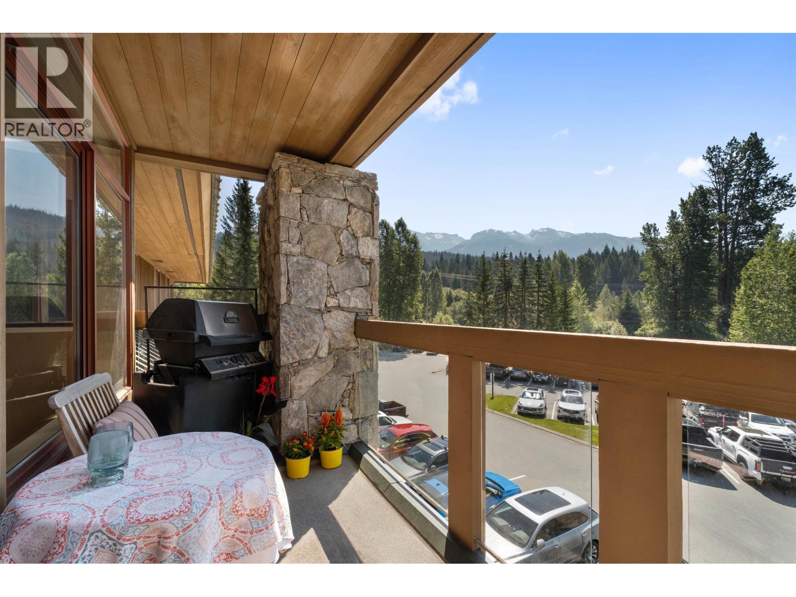 209 8080 NICKLAUS NORTH BOULEVARD, Whistler