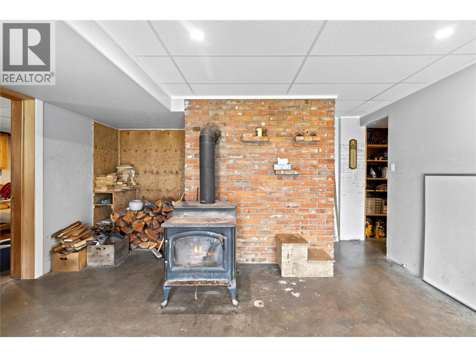 1403 Notch Hill Road - 52
