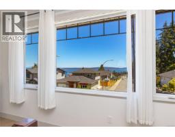Living room - 3008 Catalina Way, Chemainus, BC V0R1K2 Photo 9