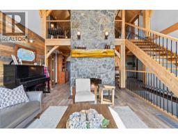 1403 Notch Hill Road, Sorrento, BC V0E2W1 Photo 37