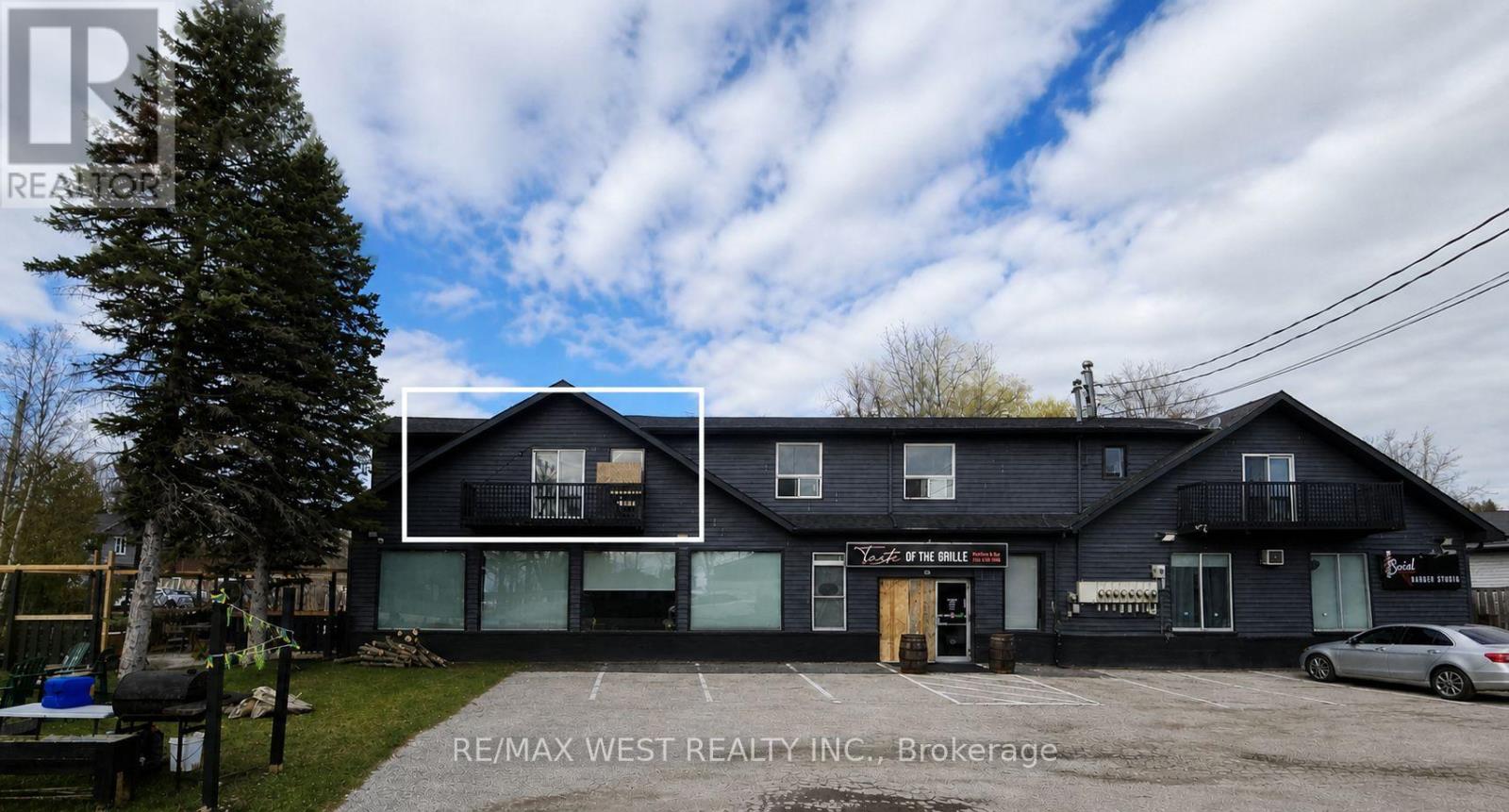 2 - 1270 MAPLE ROAD
