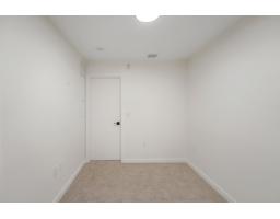 409 6270 Gooseberry Drive, Surrey, BC V3S0B7 Photo 6