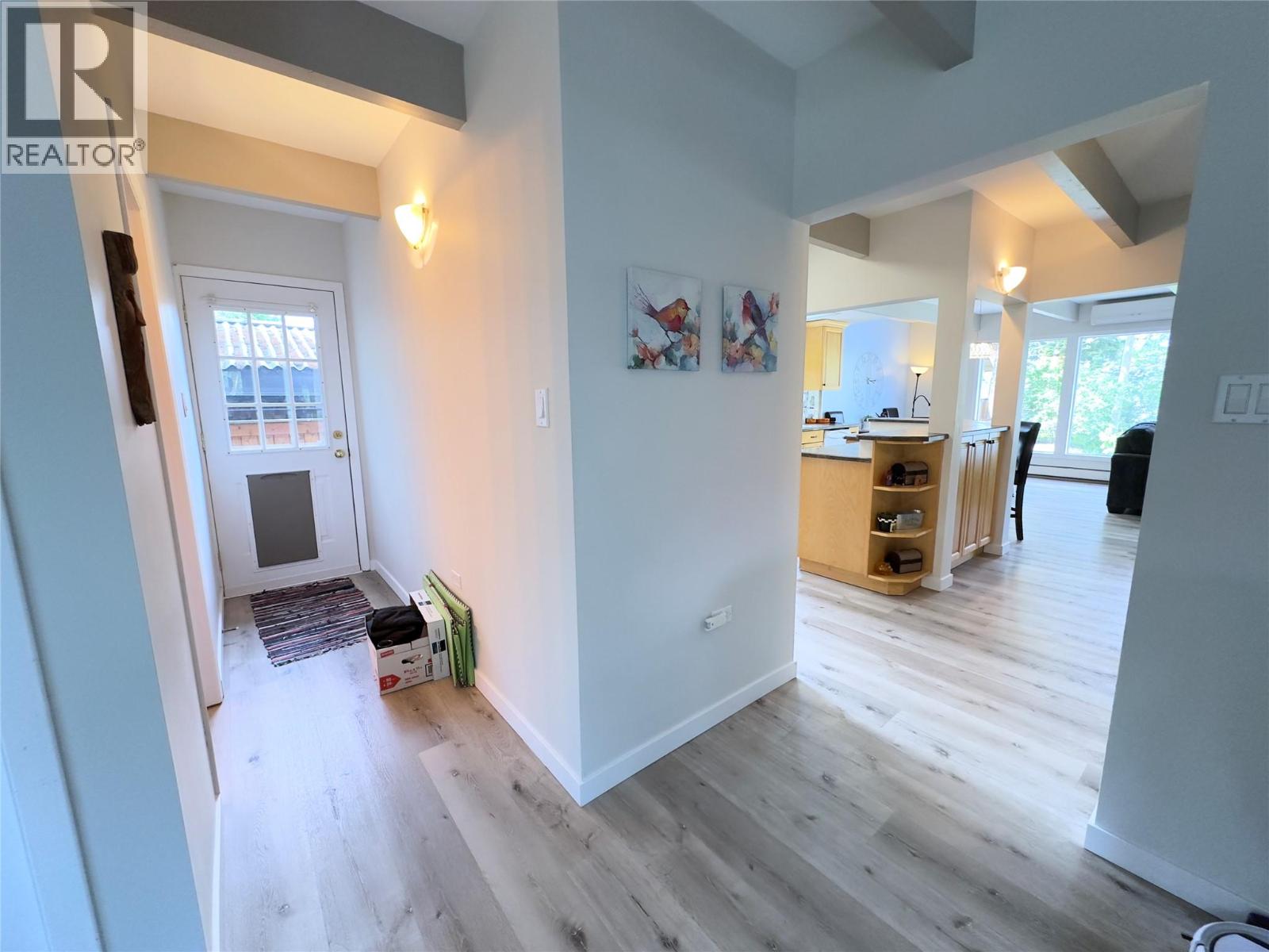 2428 Blind Bay Road, Blind Bay