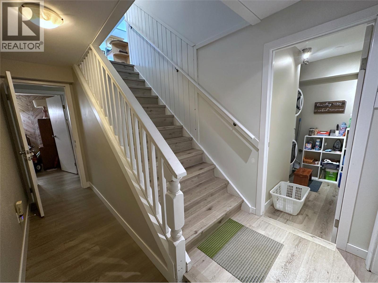 2428 Blind Bay Road, Blind Bay
