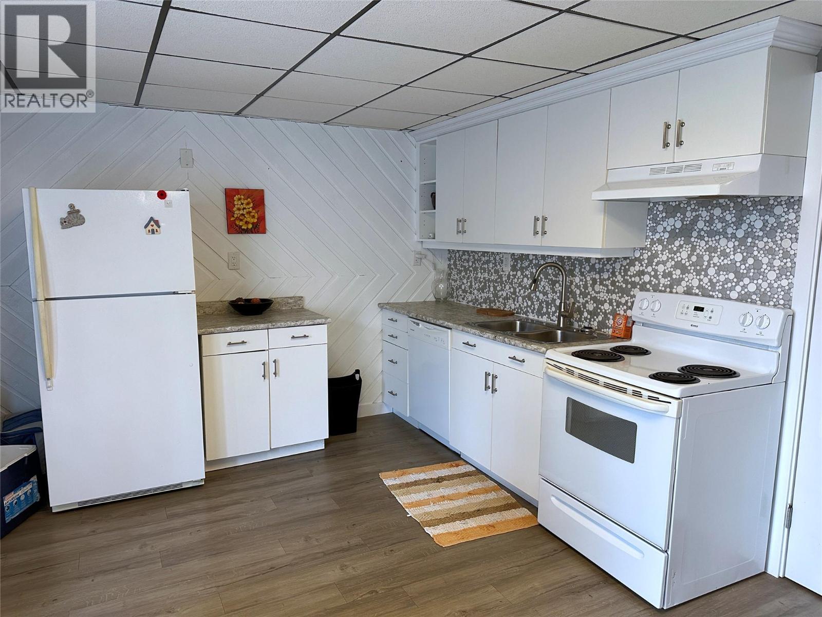 2428 Blind Bay Road, Blind Bay