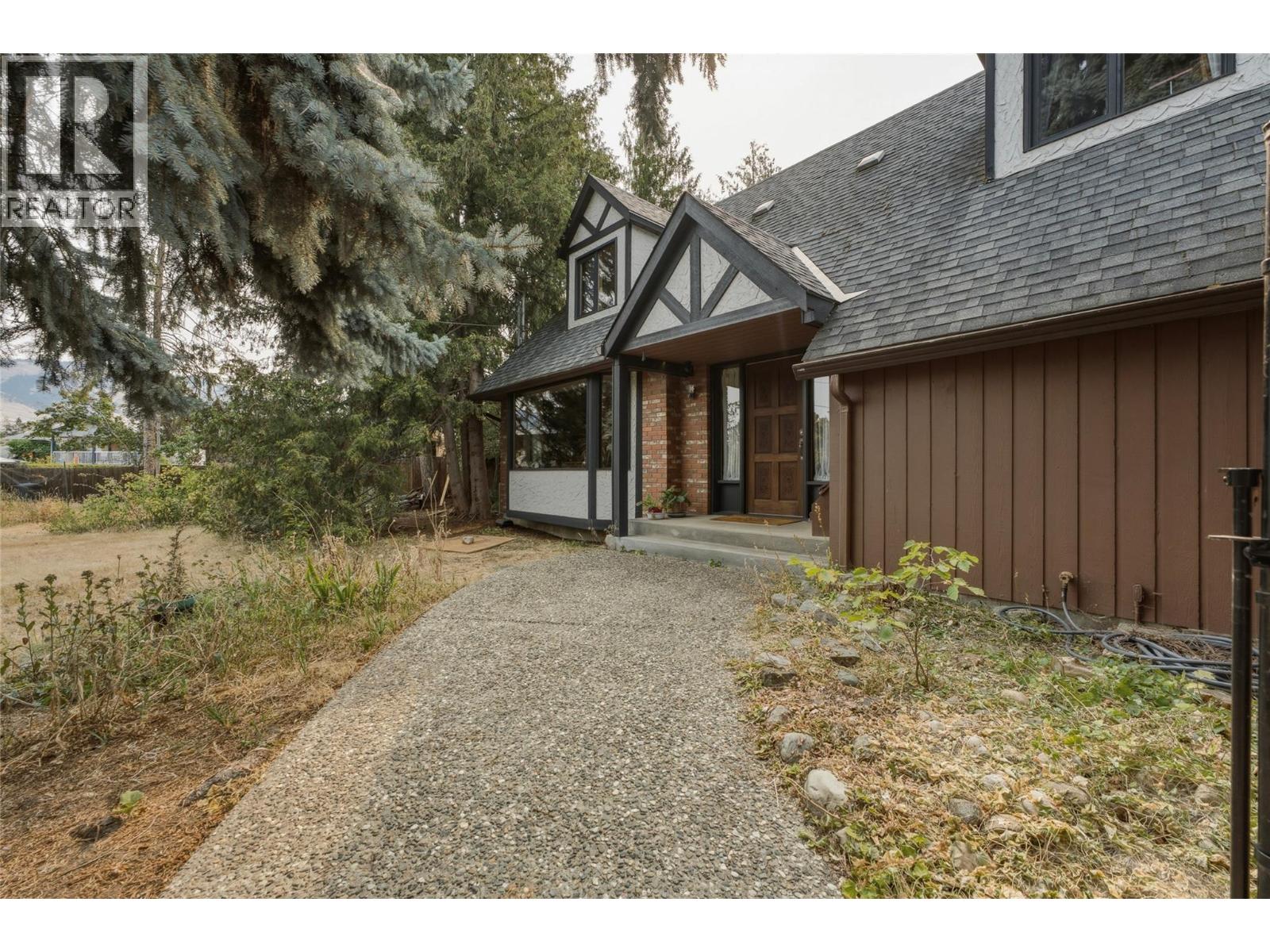 7603 De Jong Drive, Coldstream
