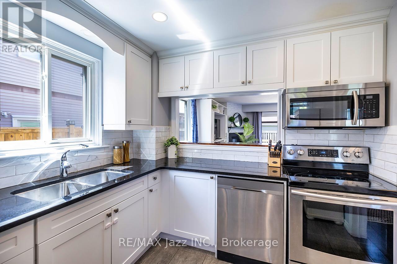 1324 ASTRA COURT - 7
