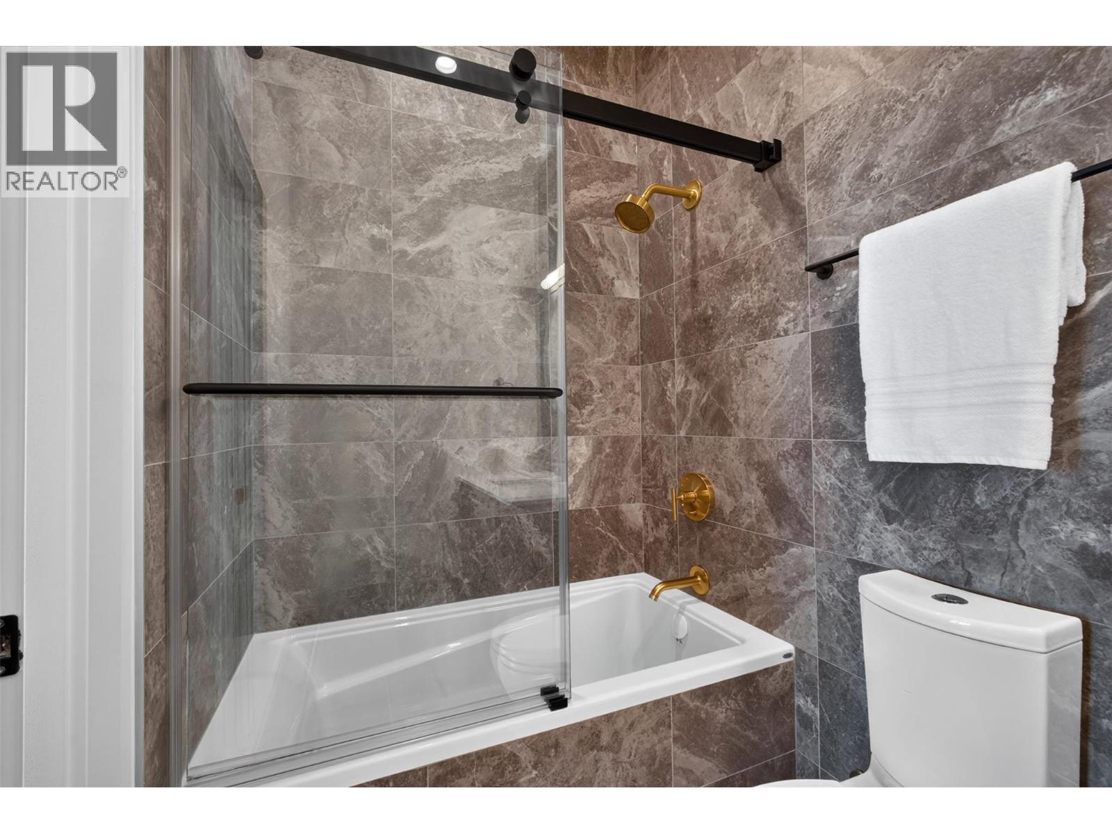 3800 Capozzi Road Unit# PH2, Kelowna
