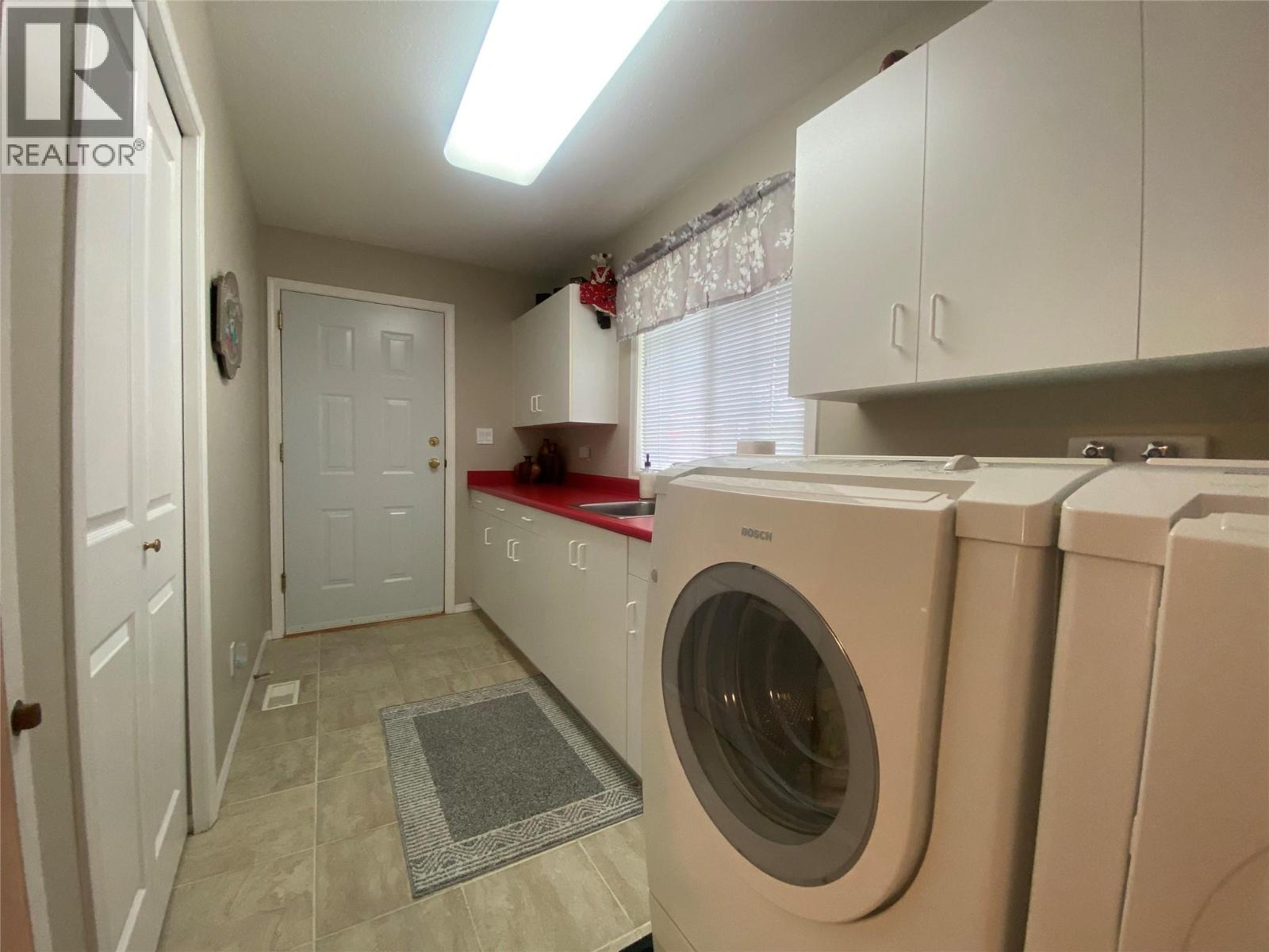 765 Jasper Avenue - 18