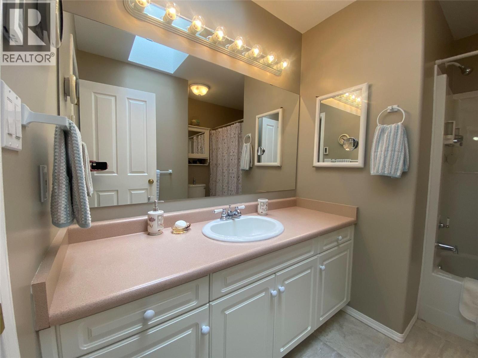 765 Jasper Avenue - Image 21