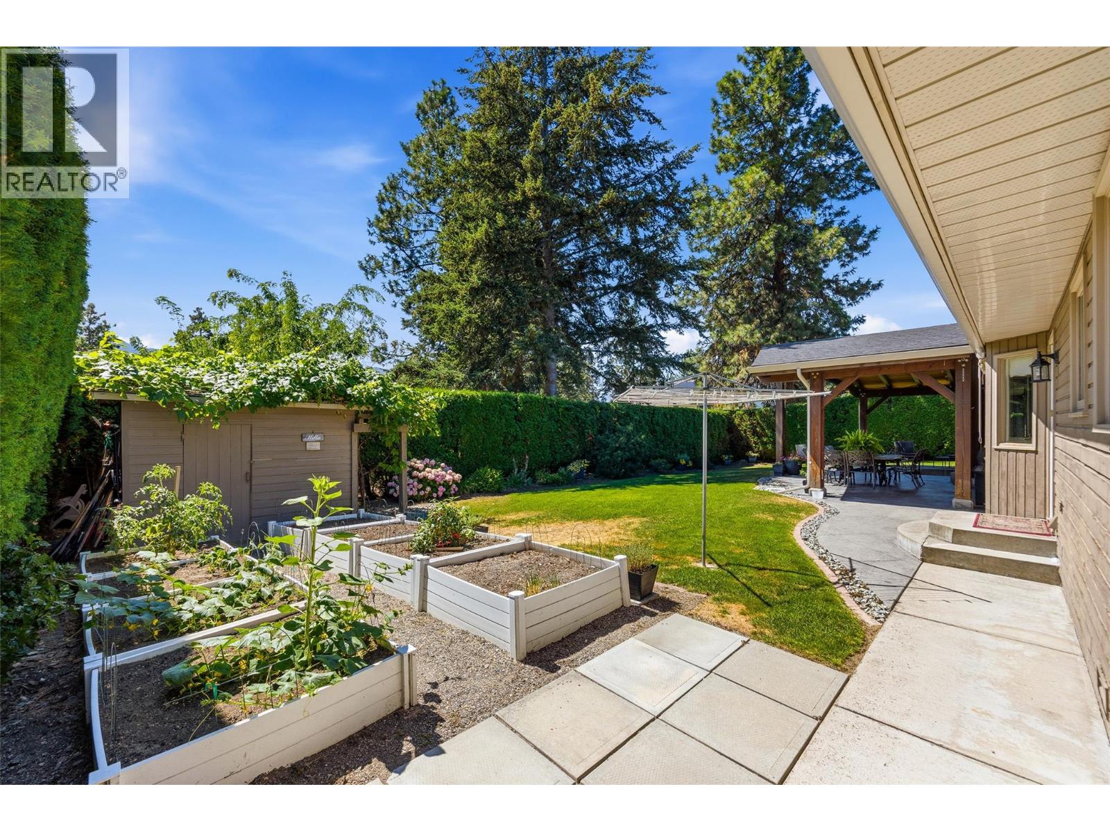  557 Vintage Terrace Court, Kelowna
