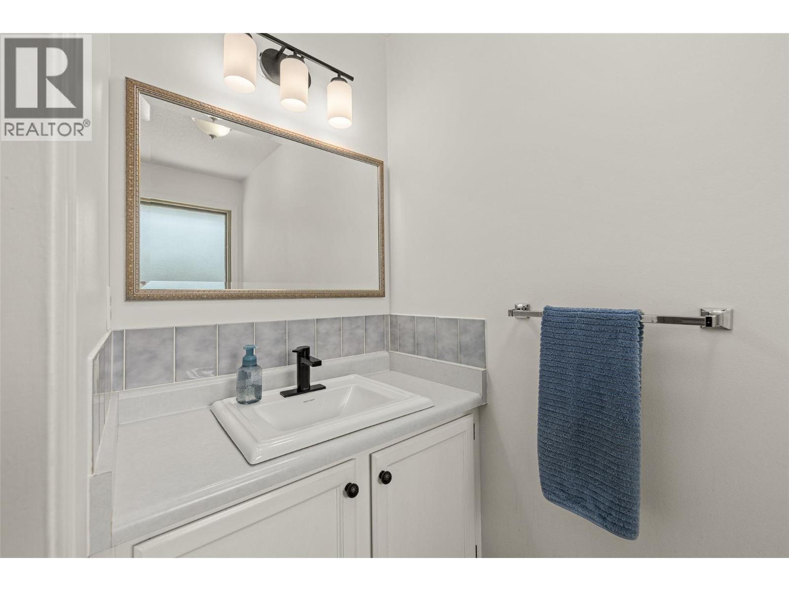  557 Vintage Terrace Court, Kelowna