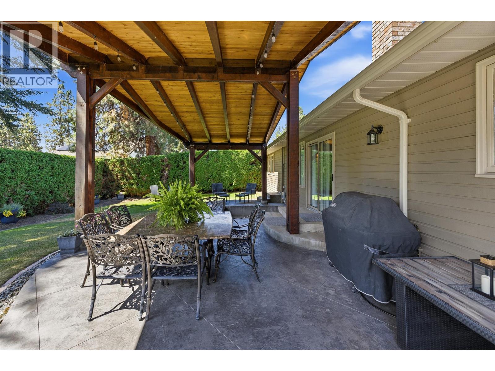  557 Vintage Terrace Court, Kelowna