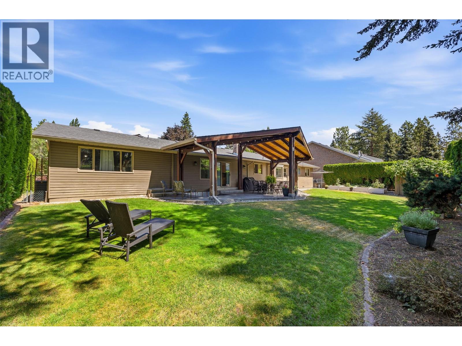  557 Vintage Terrace Court, Kelowna