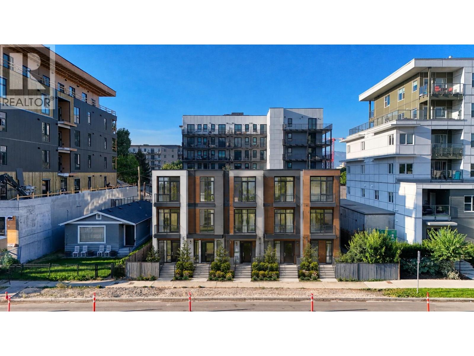 615 Clement Avenue, Kelowna