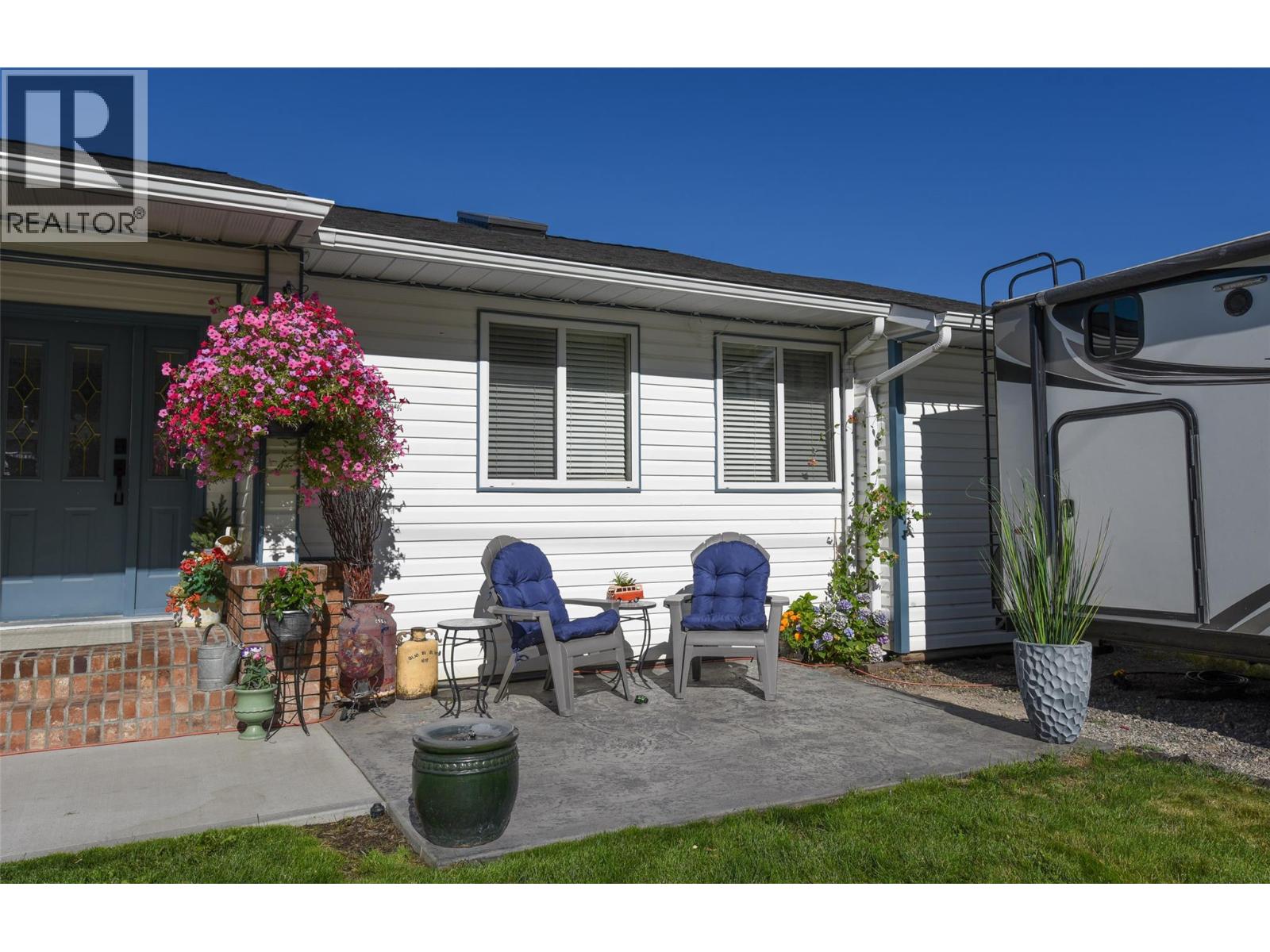 11414 Adams Avenue, Summerland