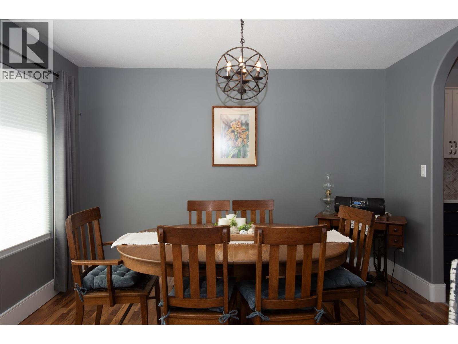 11414 Adams Avenue, Summerland