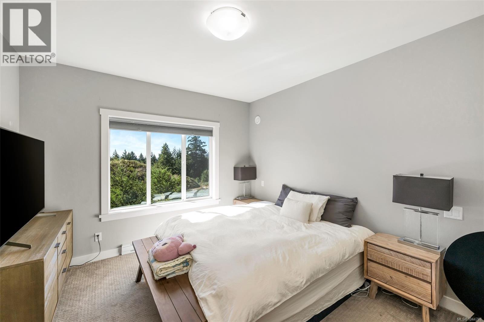 2423 Echo Valley Dr, Langford