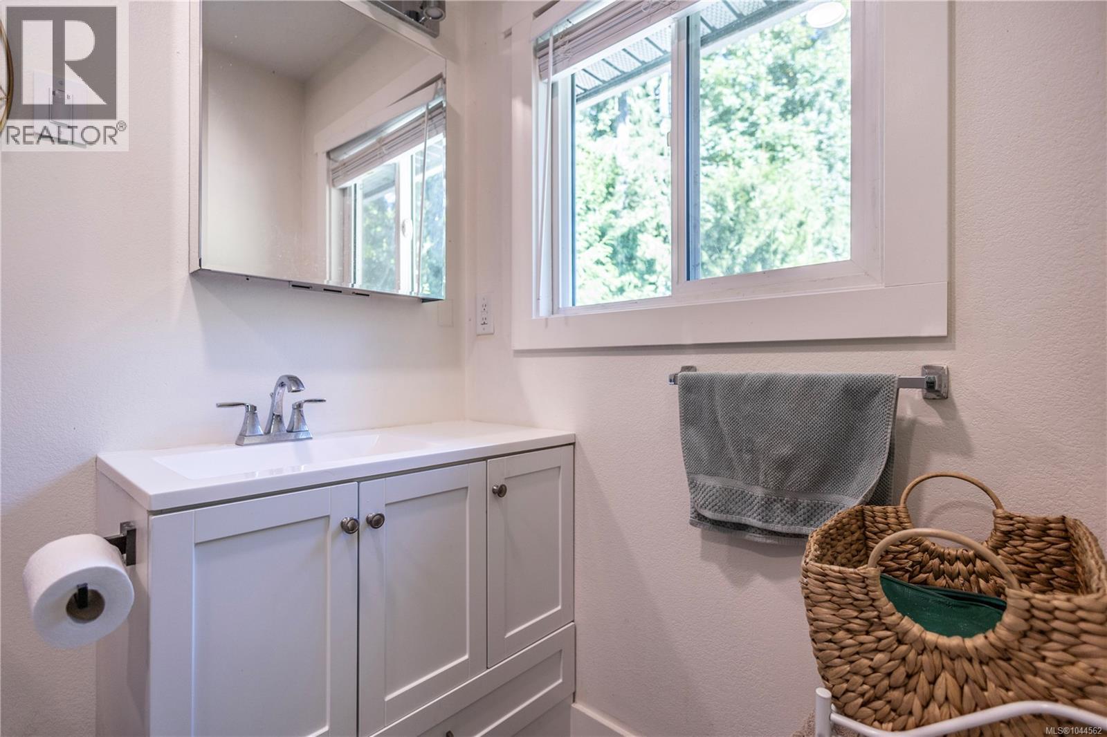 1841 Radway Rd, Shawnigan Lake