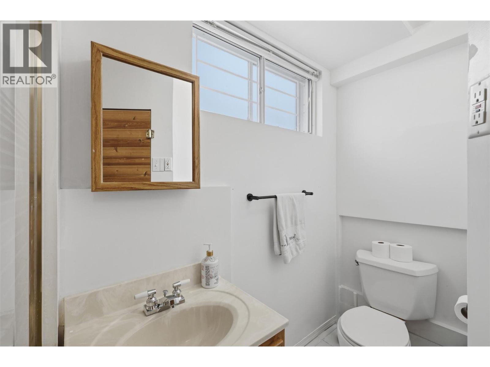 728 DRIFTWOOD Place, Kamloops