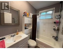 Unit 1 - 220 Rosedale Drive, Whitby, ON L1N1Z3 Photo 11