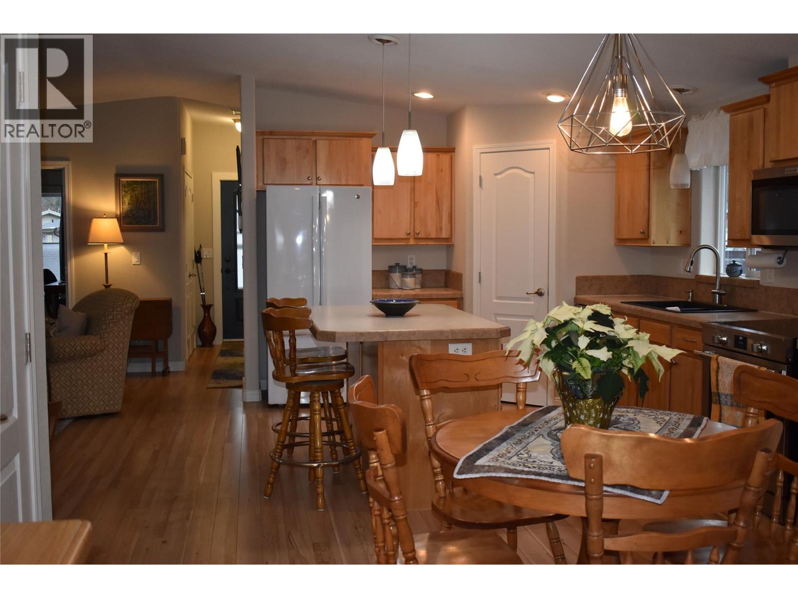 8300 Gallagher Lake Frontage Road Unit# 41, Oliver