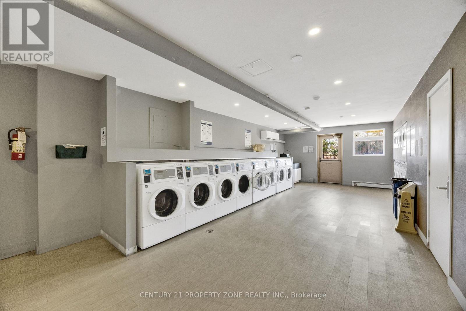 #610 583 MORNINGTON AVENUE - Image 31