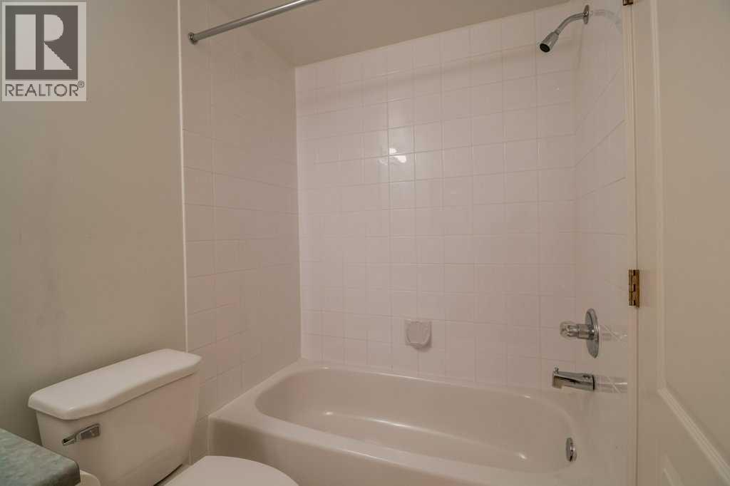 5435 Lakeshore Drive, Sylvan Lake