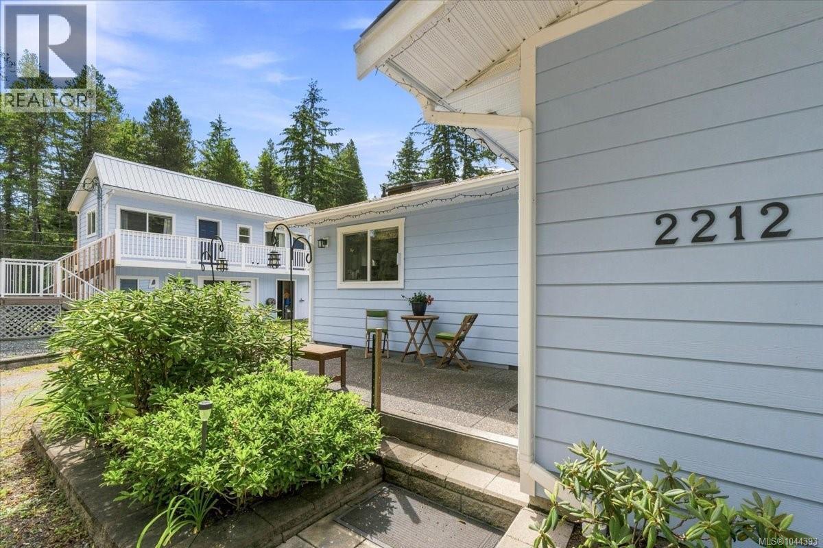 2212 Burgoyne Rd, Coombs