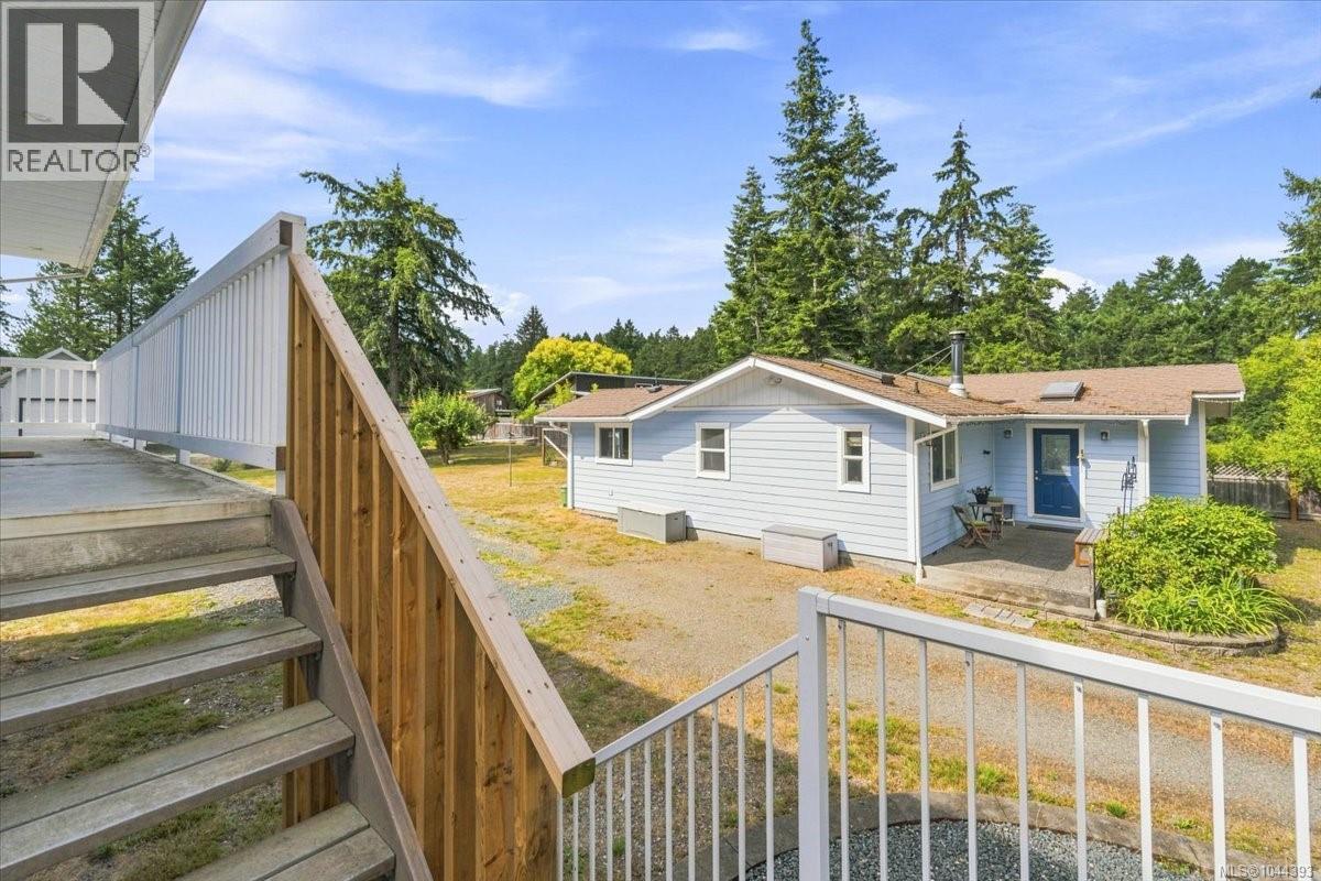 2212 Burgoyne Rd, Coombs