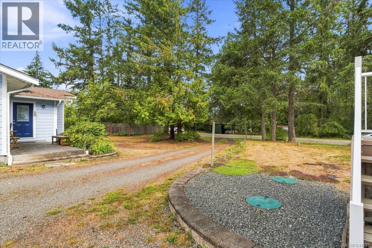 2212 Burgoyne Rd, Coombs