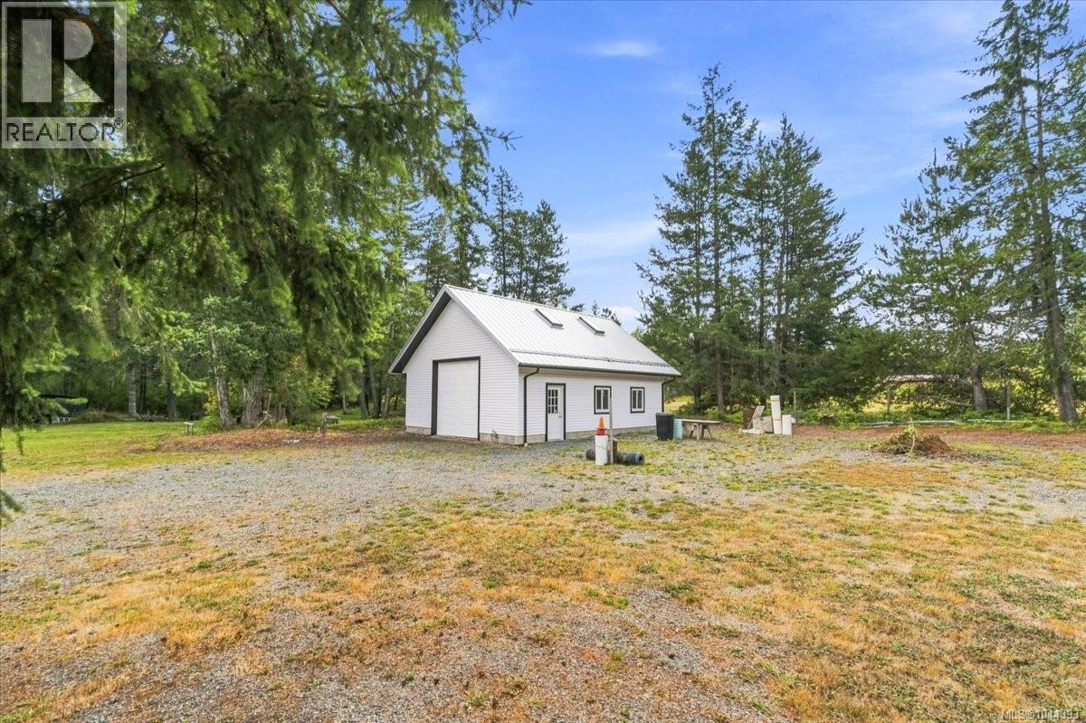 2212 Burgoyne Rd - 44
