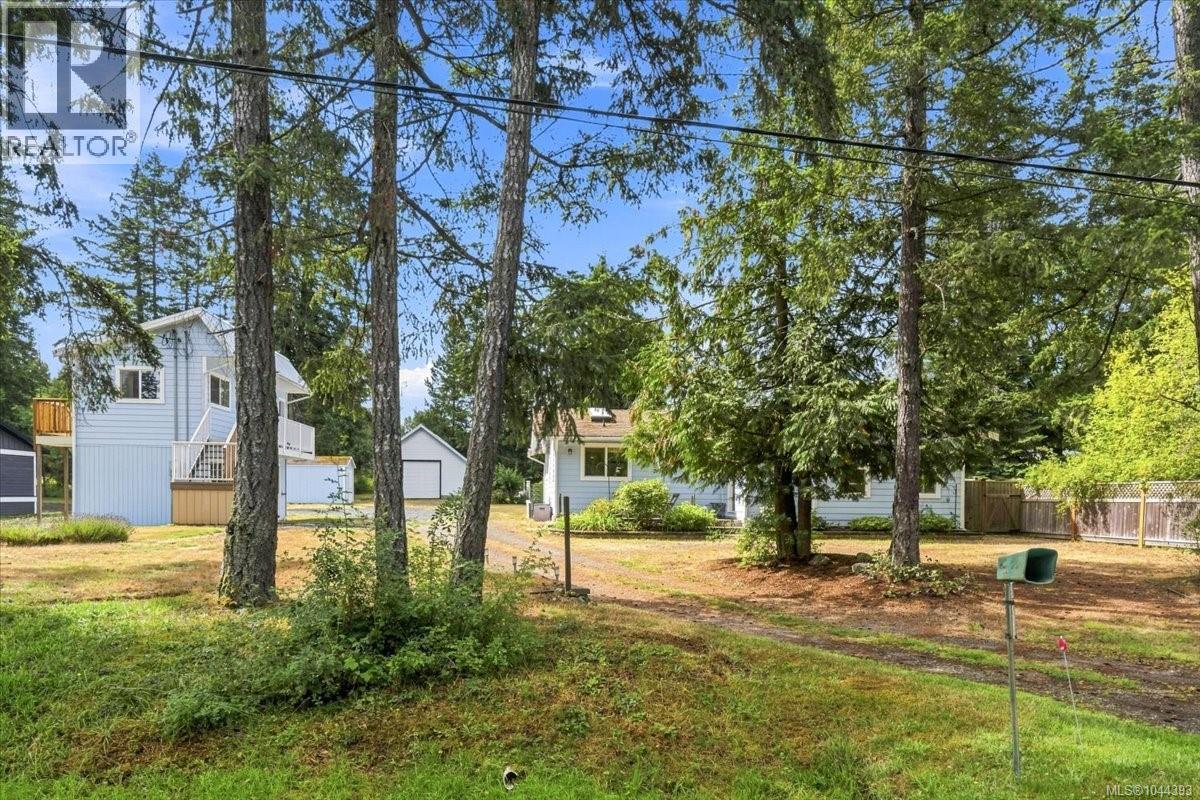 2212 Burgoyne Rd, Coombs