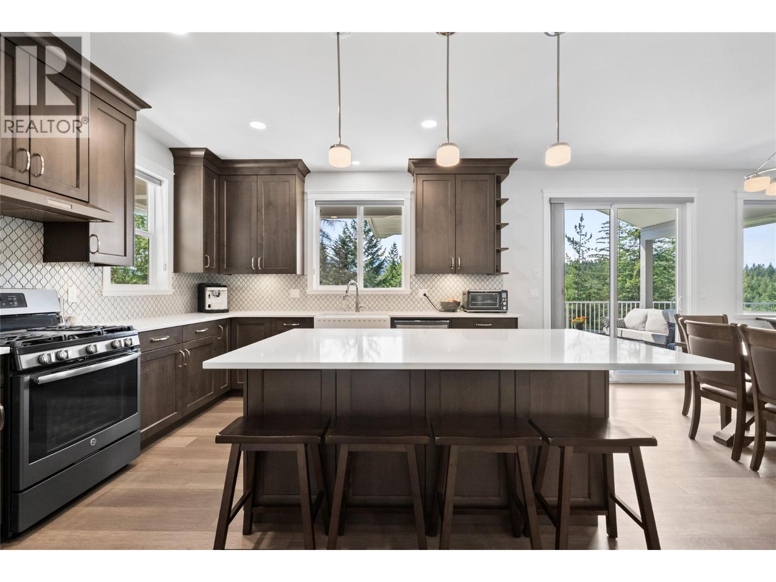2592 Alpen Paradies Road Unit# 58, Blind Bay