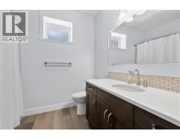 2592 Alpen Paradies Road Unit# 58, Blind Bay, BC V0E1H1 Photo 38