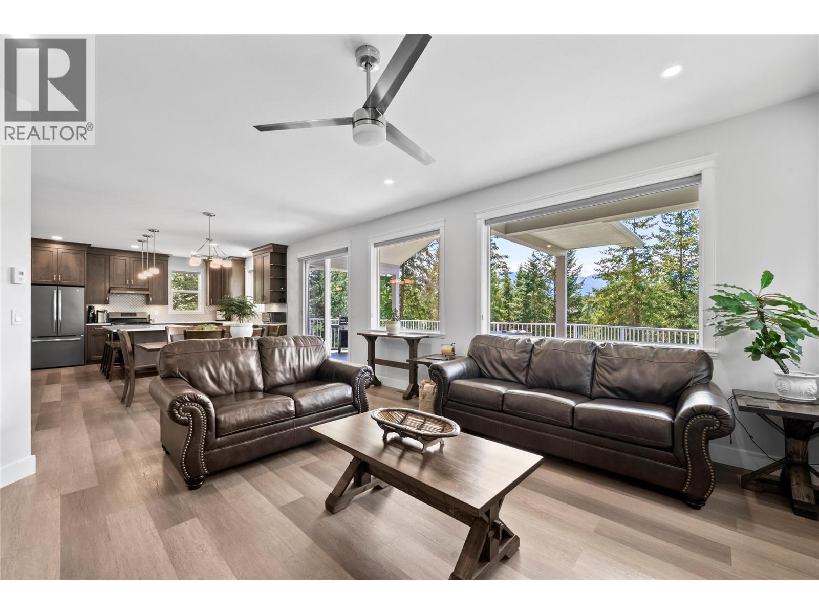 2592 Alpen Paradies Road Unit# 58, Blind Bay