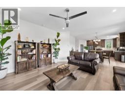 3pc Ensuite bath - 2592 Alpen Paradies Road Unit# 58, Blind Bay, BC V0E1H1 Photo 13