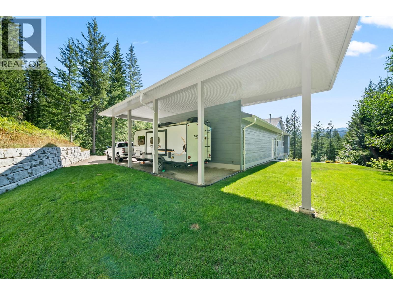 2592 Alpen Paradies Road Unit# 58, Blind Bay