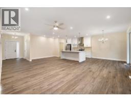 Kitchen - 53 Belleview, Kingsville, ON N0R1B0 Photo 8