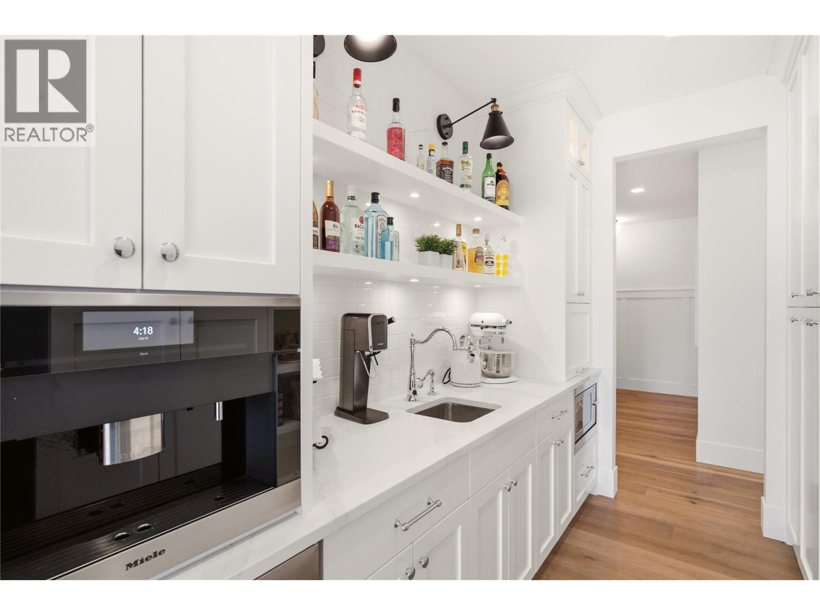  4588 Sallows Road, Kelowna