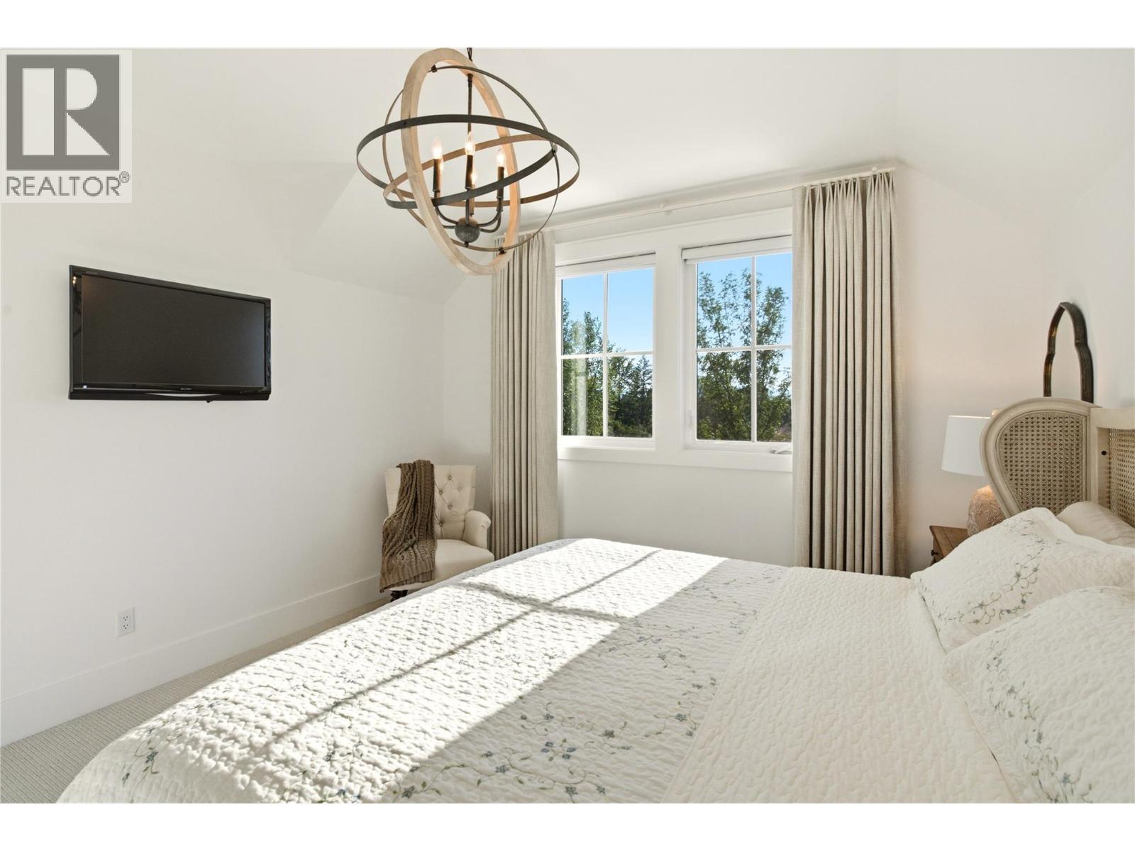 4588 Sallows Road - 31